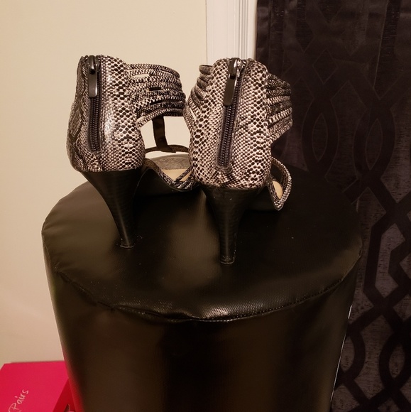 Lola heeled sandals - Picture 2 of 4